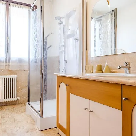 Le Rose - 5 Minuti Dal Mare E Misano World Circuit Bed & Breakfast Misano Adriatico