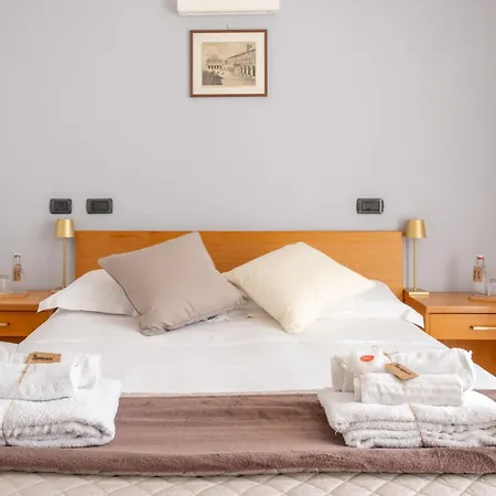 Bed & Breakfast Le Rose - 5 Minuti Dal Mare E Misano World Circuit *