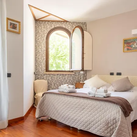 Le Rose - 5 Minuti Dal Mare E Misano World Circuit Bed & Breakfast
