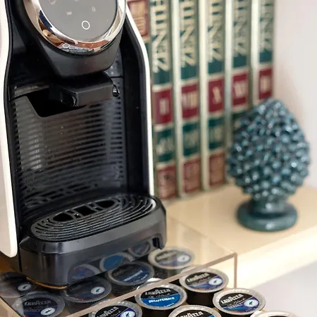 ベッド・アンド・ブレックファスト Le Rose - E Breakfast A 5 Min Dal Mare E Misano World Circuit ミザーノ・アドリアーティコ