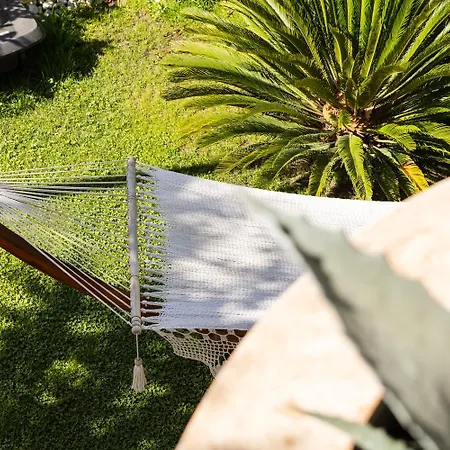 Riviera Collection - Le Rose Suites Bed & Breakfast