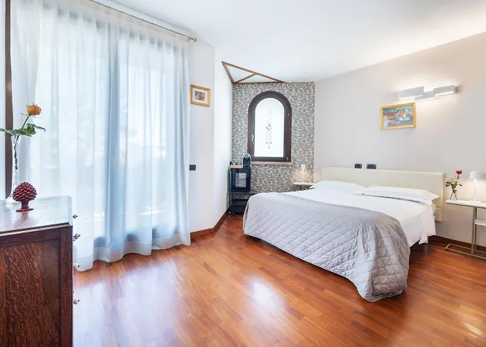 Le Rose Suites - Misano Circuit And Beach 4* Misano Adriatico