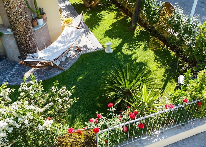 Le Rose Suites - Misano Circuit And Beach Bed and Breakfast 4*